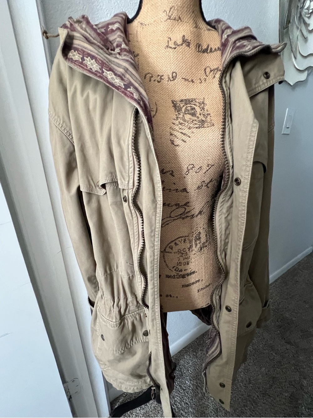 Woolrich Tan Hooded Zip Southwestern Aztec Lined Chore Utility Coat Jacket - Picture 8 of 11